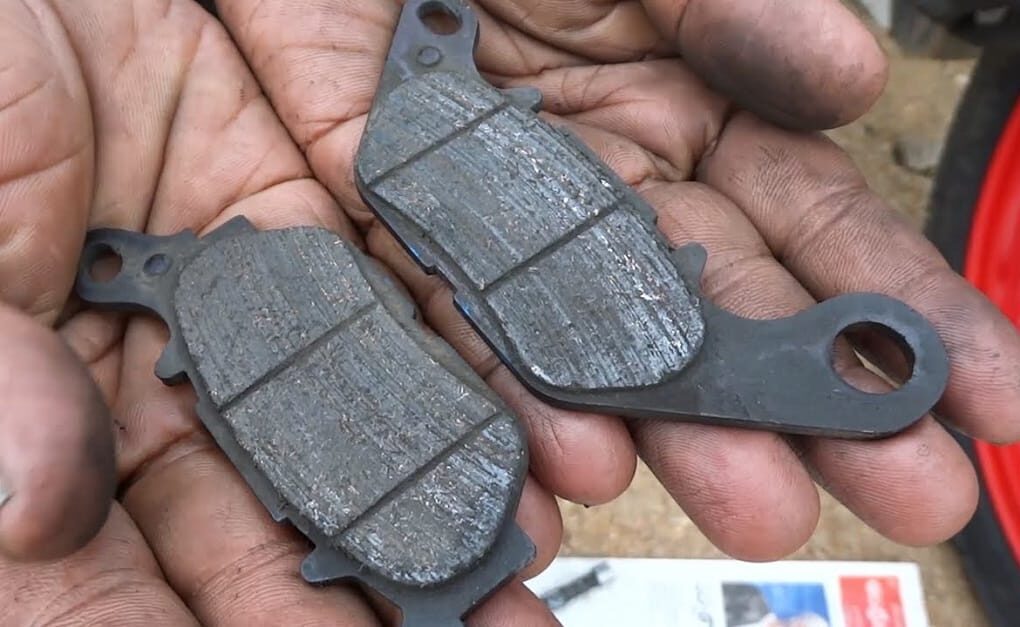 Cara Lengkap Ganti Kampas Rem Depan Suzuki | How to Replace Front Brake ...