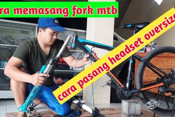 Cara memasang fork sepeda mtb/cara pasang shock mtb oversize - YouTube